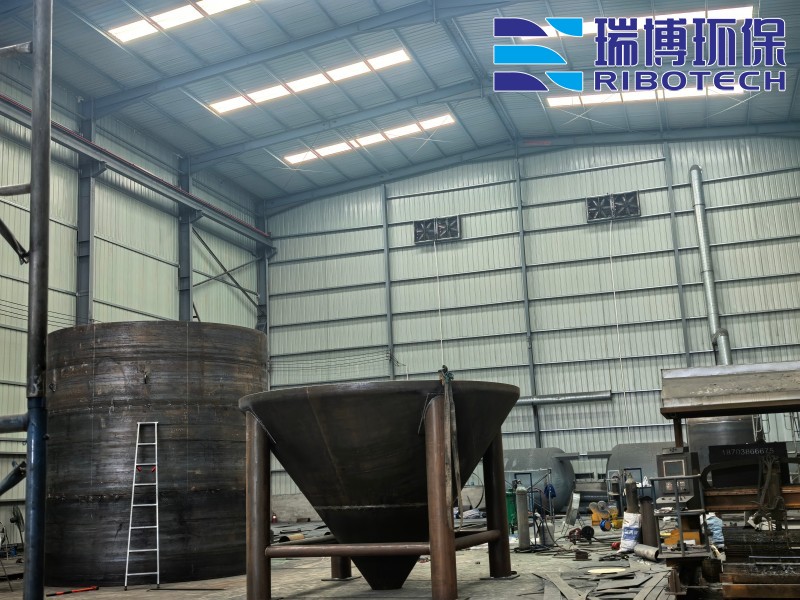 工业废水处理设备厂家定制加工现场