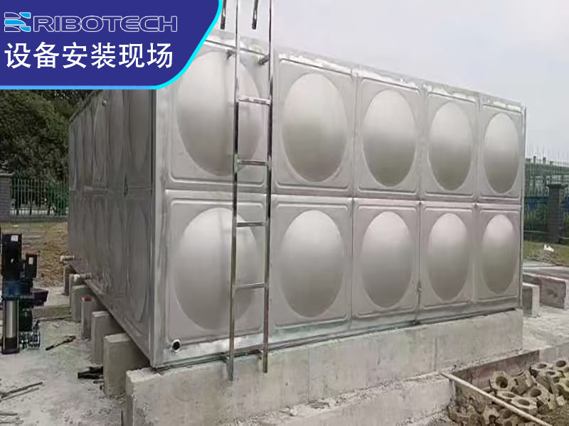 拼装式不锈钢水箱_工业废水_纯水处理设备_厂家安装现场图