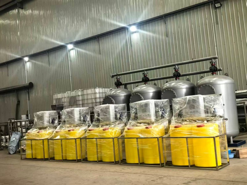 循环水智能加药系统设备_废水处理设备_纯水设备_自动加药装置厂家加工现场图 循环水智能加药系统设备_废水处理设备_纯水设备_自动加药装置厂家加工现场图