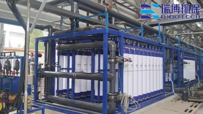 农村饮用水苦咸水淡化处理设备_饮用水_纯水处理设备_厂家现场图