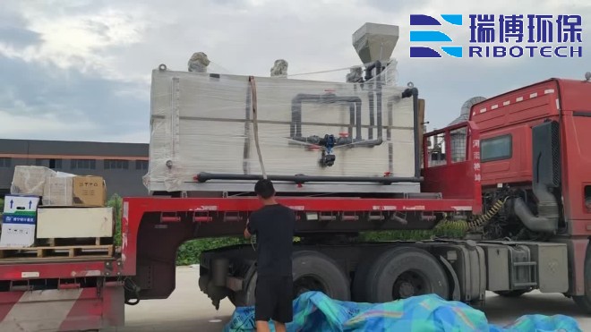 加药装置发货现场