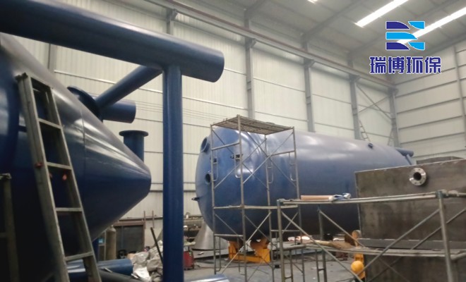 加药装置加工现场