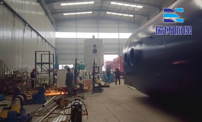 加药装置加工现场