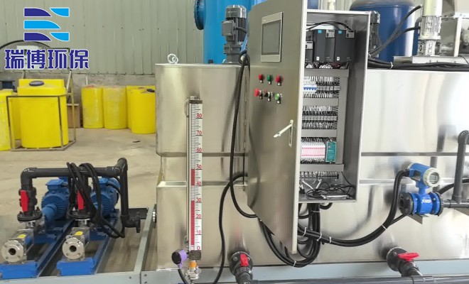 饮用水混凝剂投加系统_循环水处理_絮凝剂_加药装置厂家